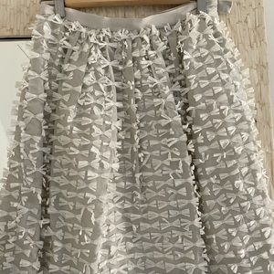 Bow embellished short skirt